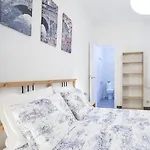 Melody House